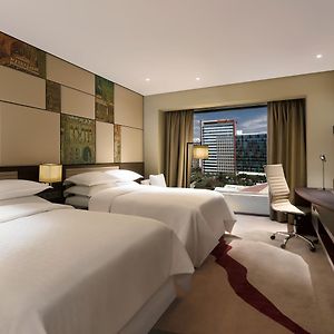Sheraton Club Twin Bed Club lounge access